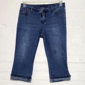 Bandolino "Mandie" Capri Jeans w/ Nautical Rope Detail